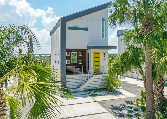 200 Riberia - Downtown Waterfront Luxury Home