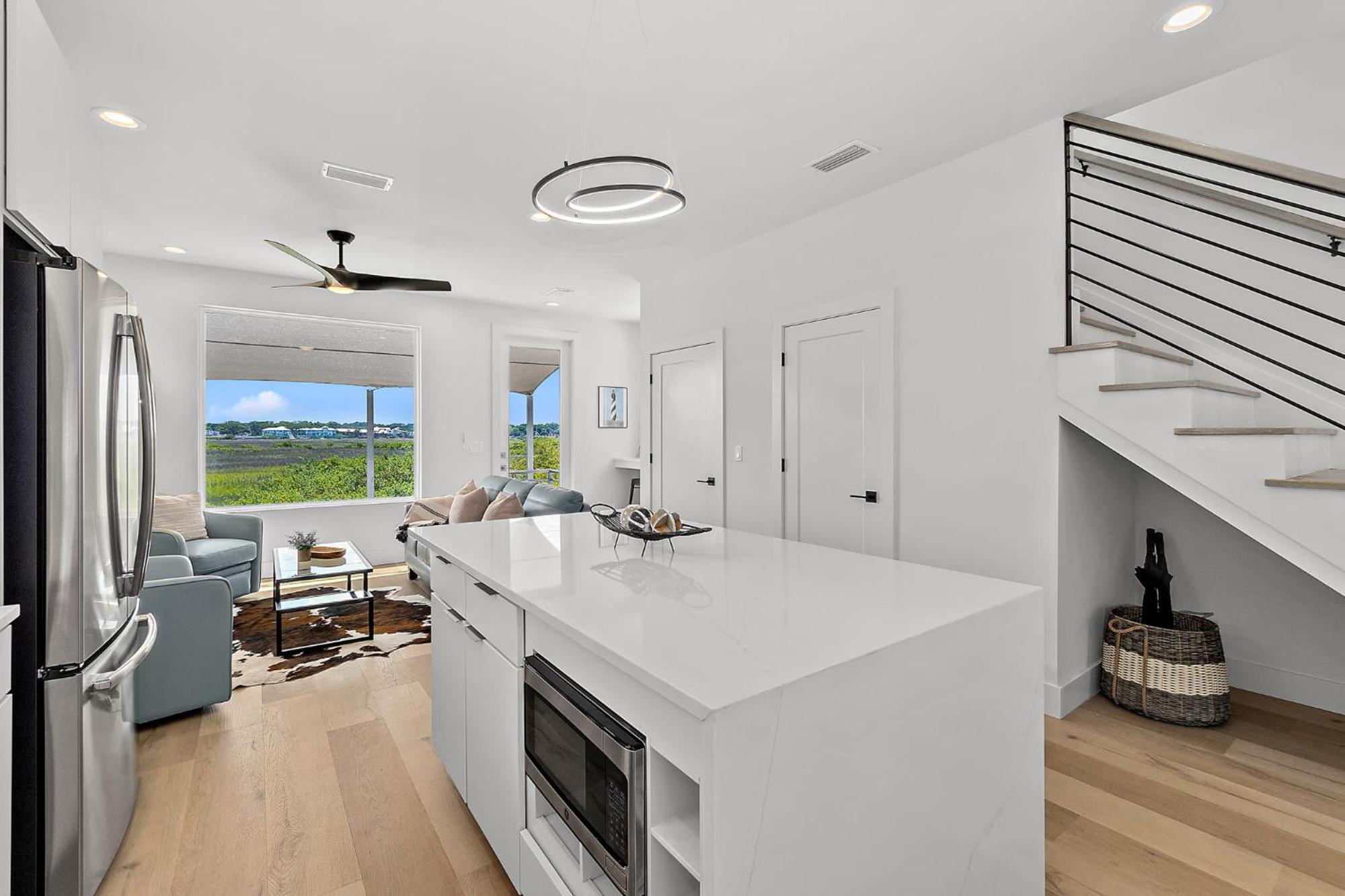 200 Riberia - Downtown Waterfront Luxury Ferienhaus