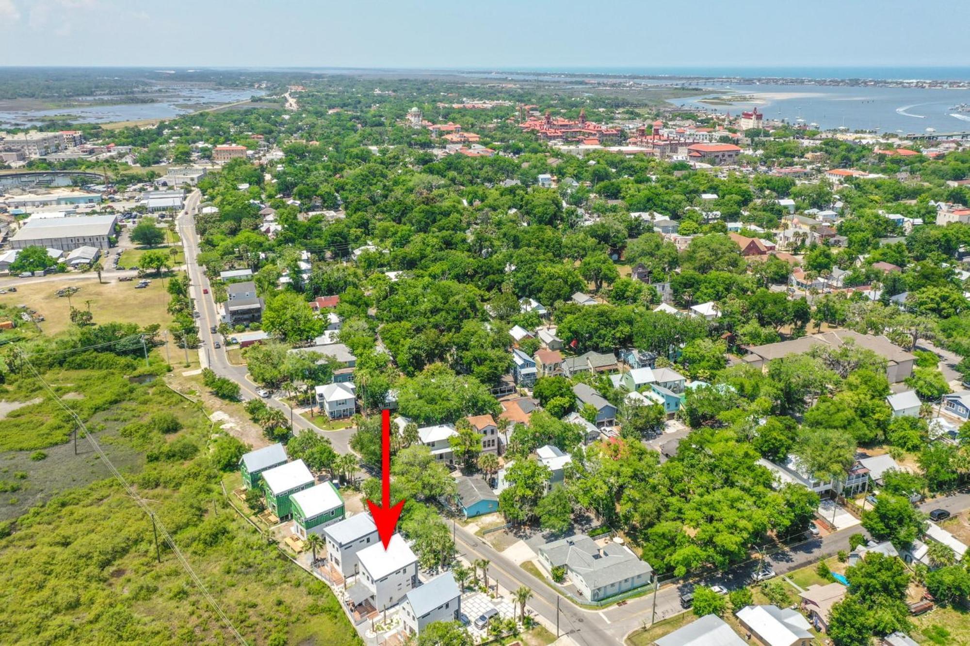 200 Riberia - Downtown Waterfront Luxury Ferienhaus