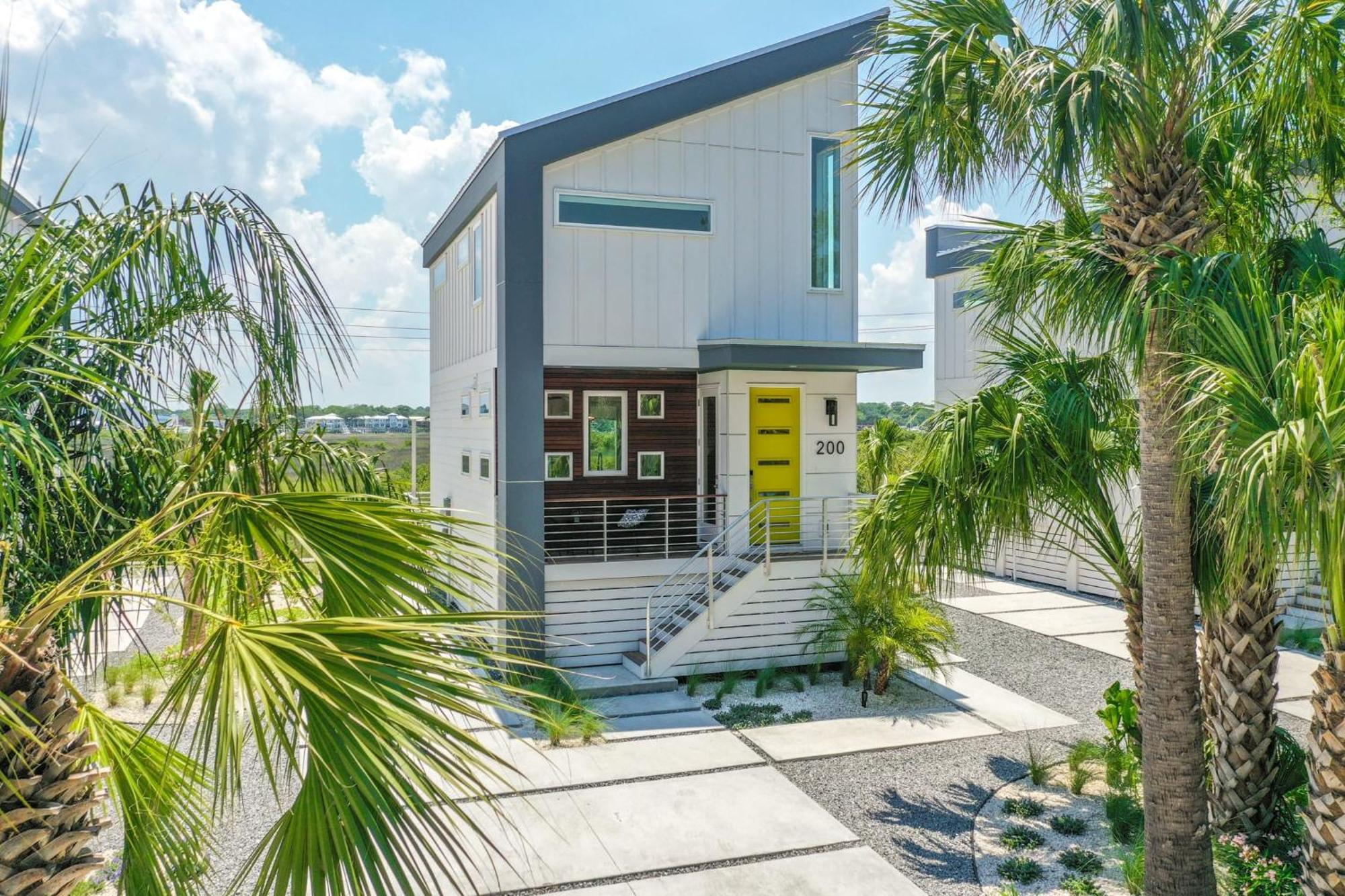200 Riberia - Downtown Waterfront Luxury Ferienhaus *